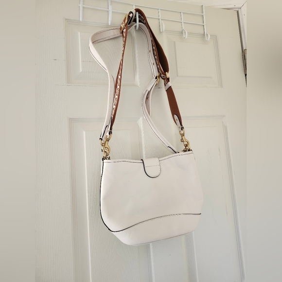 COACH Tali Leather Bucket Bag Cream Off White NOB2279-CA112 Double Strap - Picture 2 of 4
